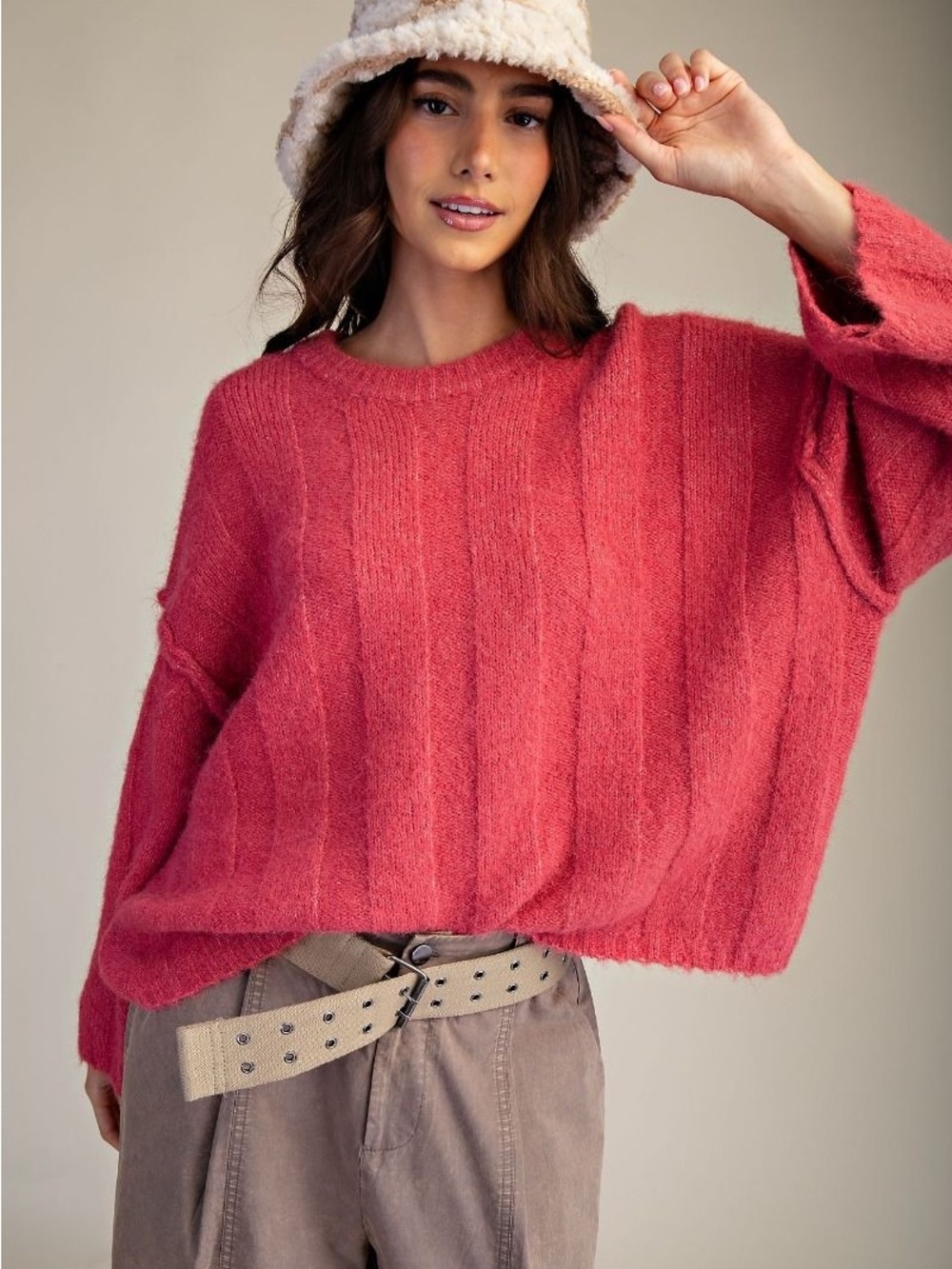 50.Easel OVERSIZED LONG SLEEVE FUZZ KNITTED SWEATER red freesia - Picture 2 of 6